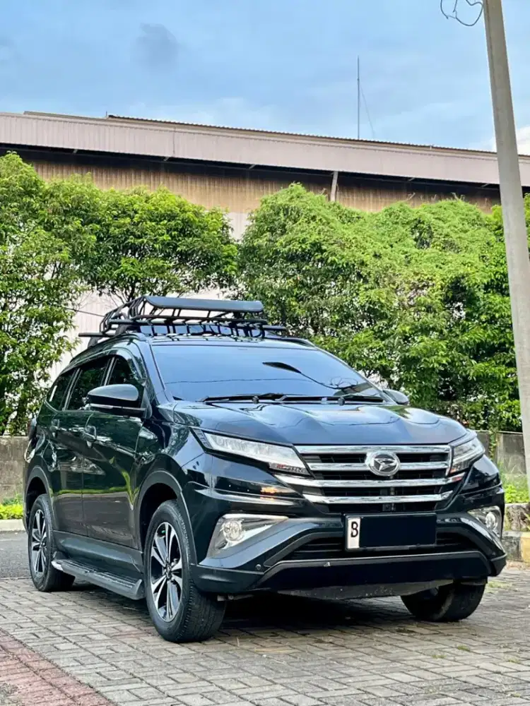 Terios R Deluxe MT 2018
