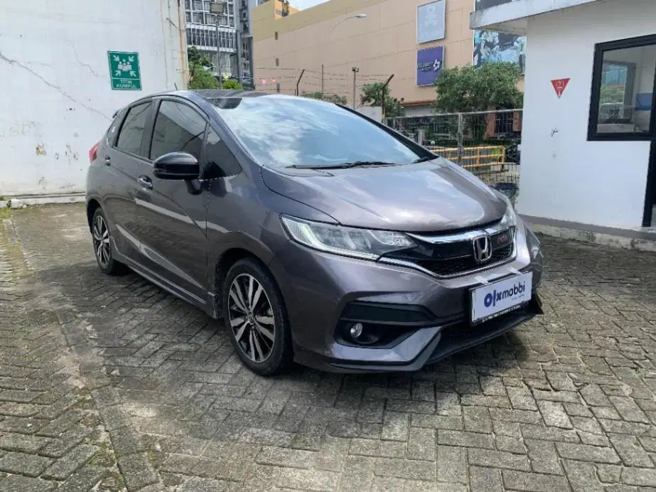 DP MURAH Honda Jazz 1.5 RS Bensin-AT 2019 Abu CNZGB