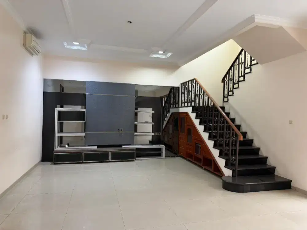 Sewa rumah bagus batununggal bandung