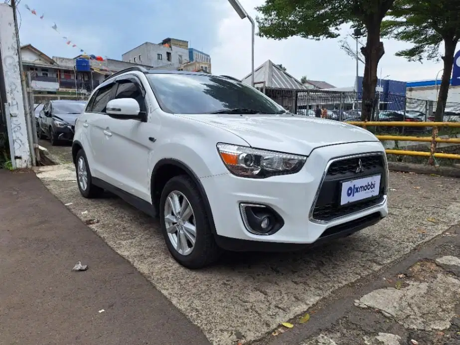 DP MURAH Mitsubishi Outlander Sport 2.0 PX Bensin-AT 2015 Putih C2NAF