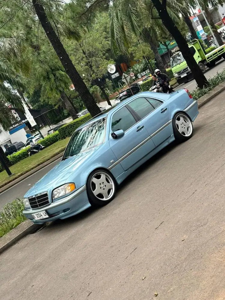 JUAL CEPAT Mercedes-Benz W202 C200