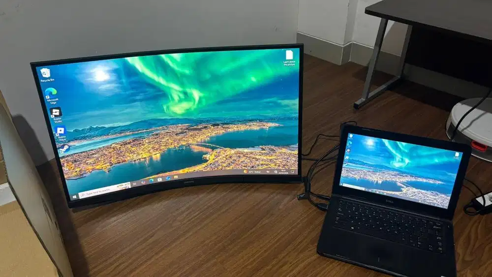 Monitor samsung G5 curved S32CG552 gar resmi