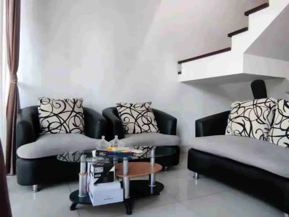 Dijual Rumah Nginden Intan Barat Murah