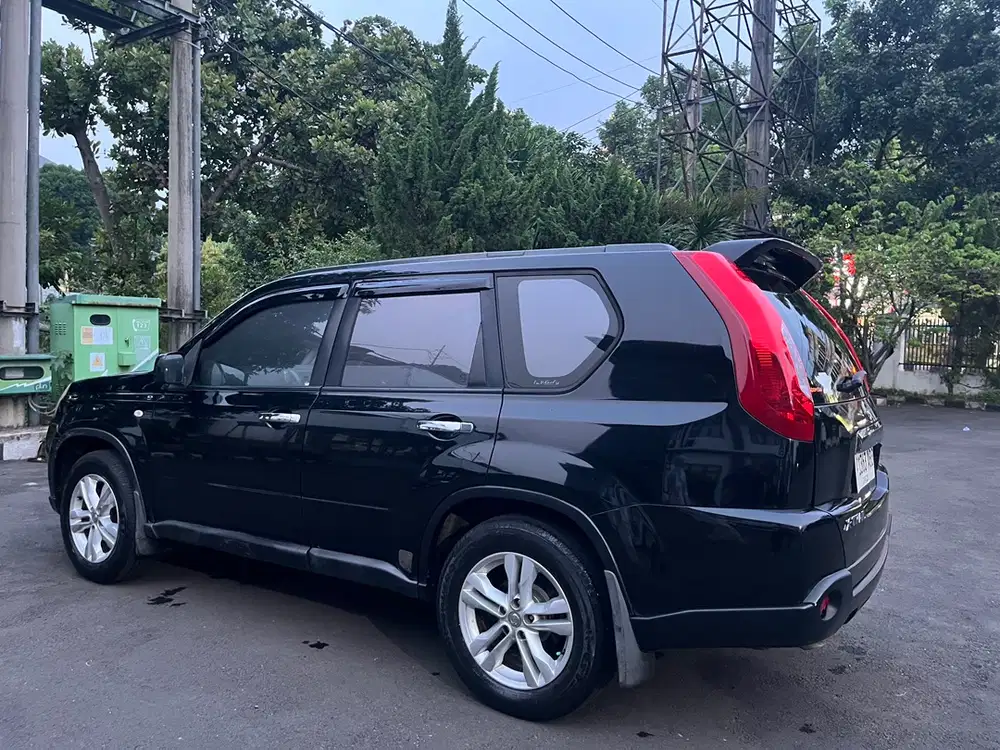 Nissan X-Trail 2011 Bensin
