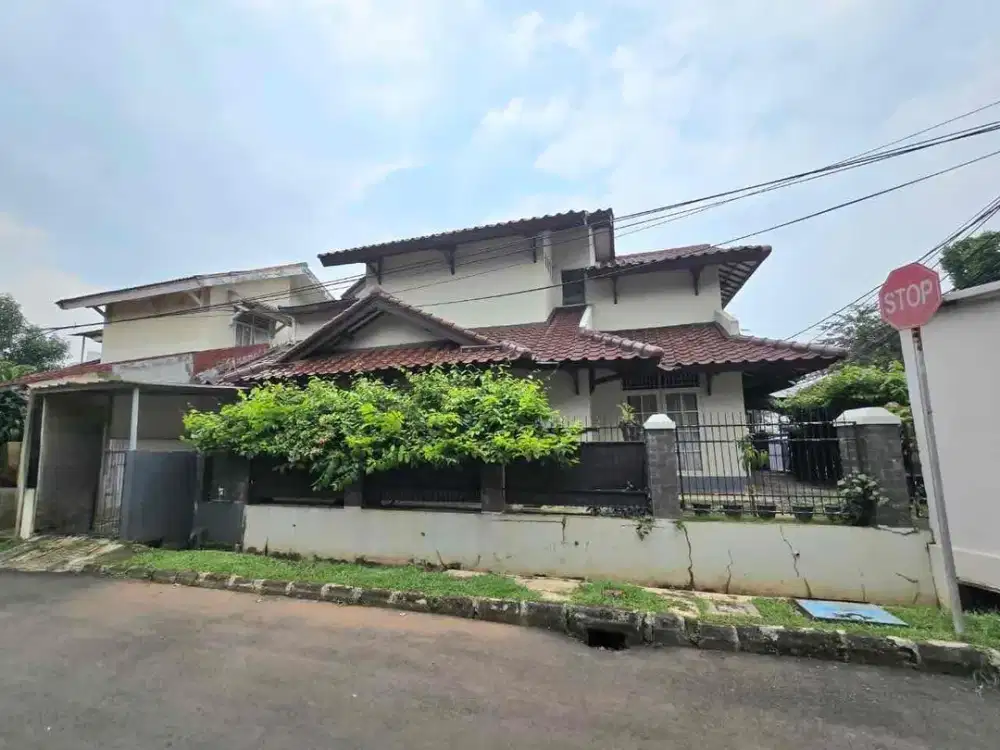 Di Jual Rumah Hook dua Lantai Dalam Cluster Dekats Fasilitas Umum Bintaro
