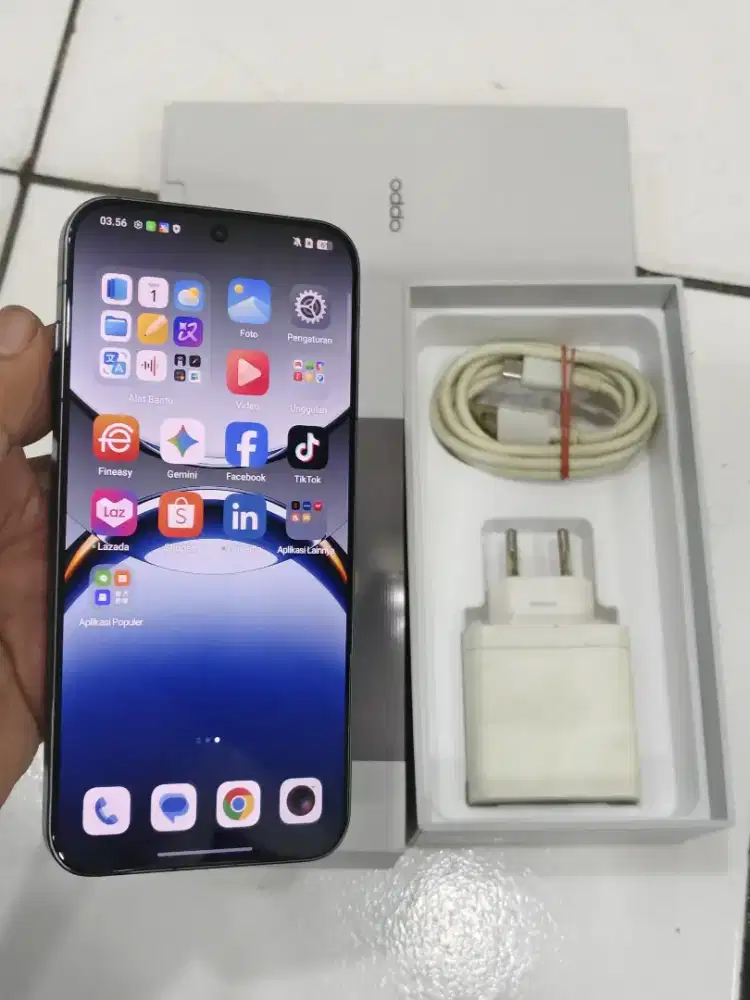 oppo Find X8 12/256 fulset .