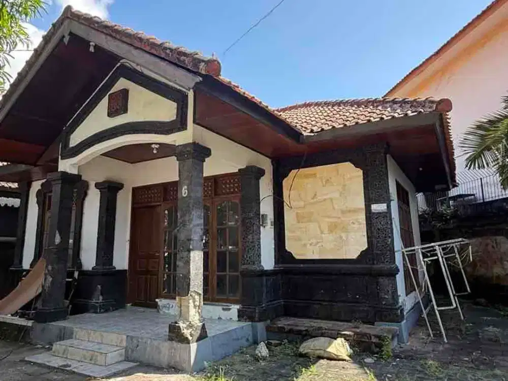Dijual Rumah di Taman Jimbaran
Hanya 300 Meter dari Kantor Imigrasi Jimbaran