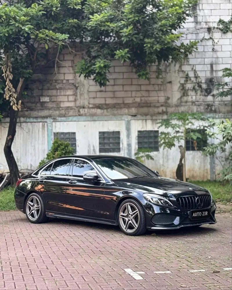 Mercedes Benz C300 AMG Line Hitam 2018 Tdp Murmer Ori Menarik Simpanan