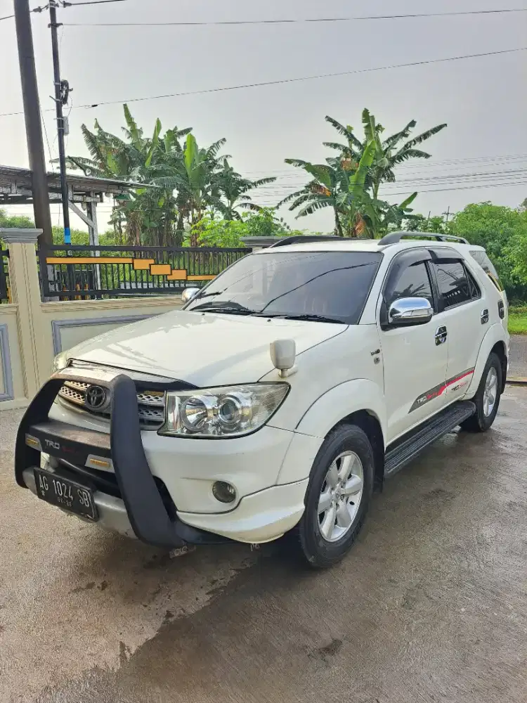 FORTUNER G TRD 2011 DIESEL METIC