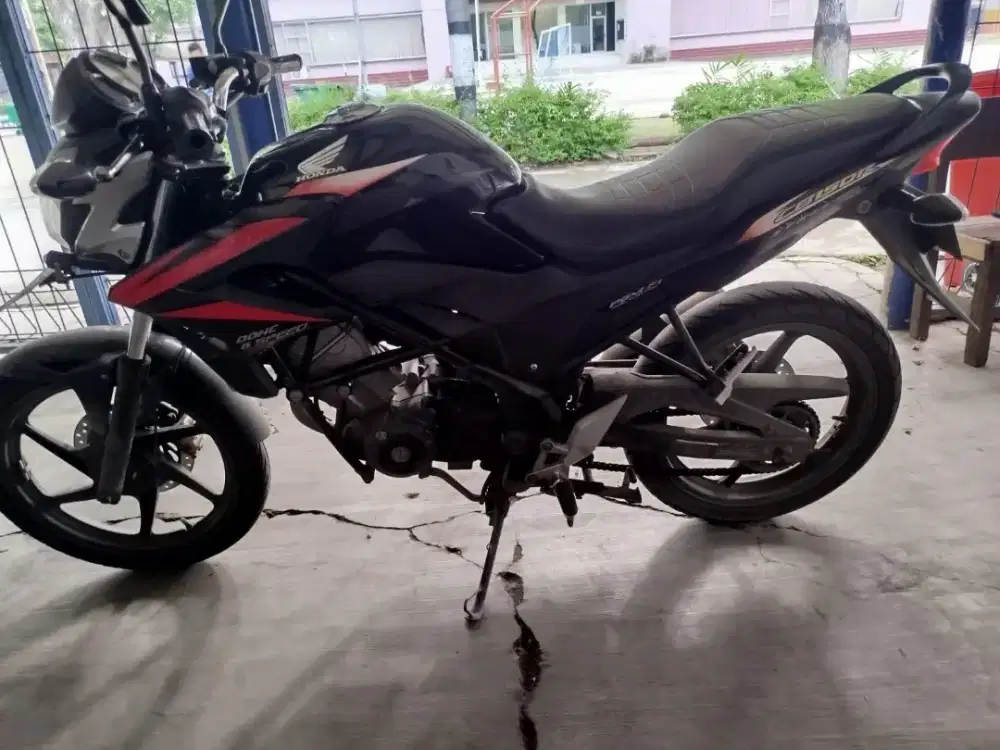CB 150R Tahun 2015