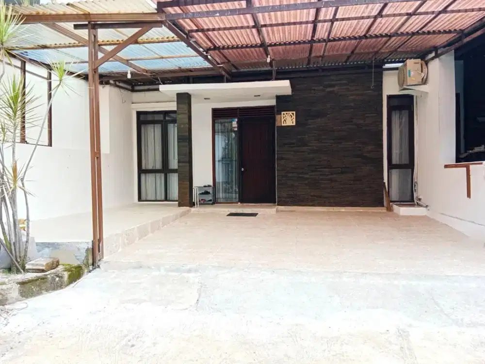 Rumah Bagus Komplek Gunung Batu Pasteur Cicendo Kota Bandung SHM