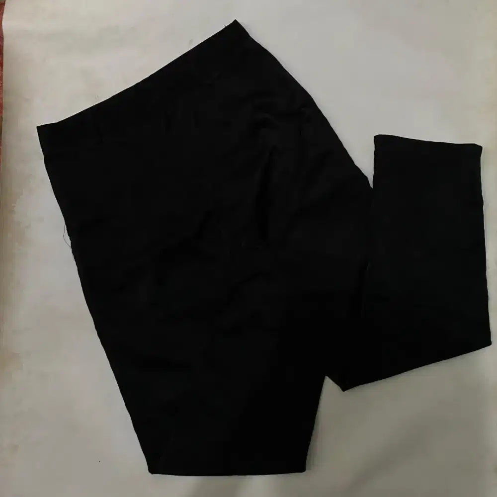 Celana Panjang Formal Hitam Halus Pria