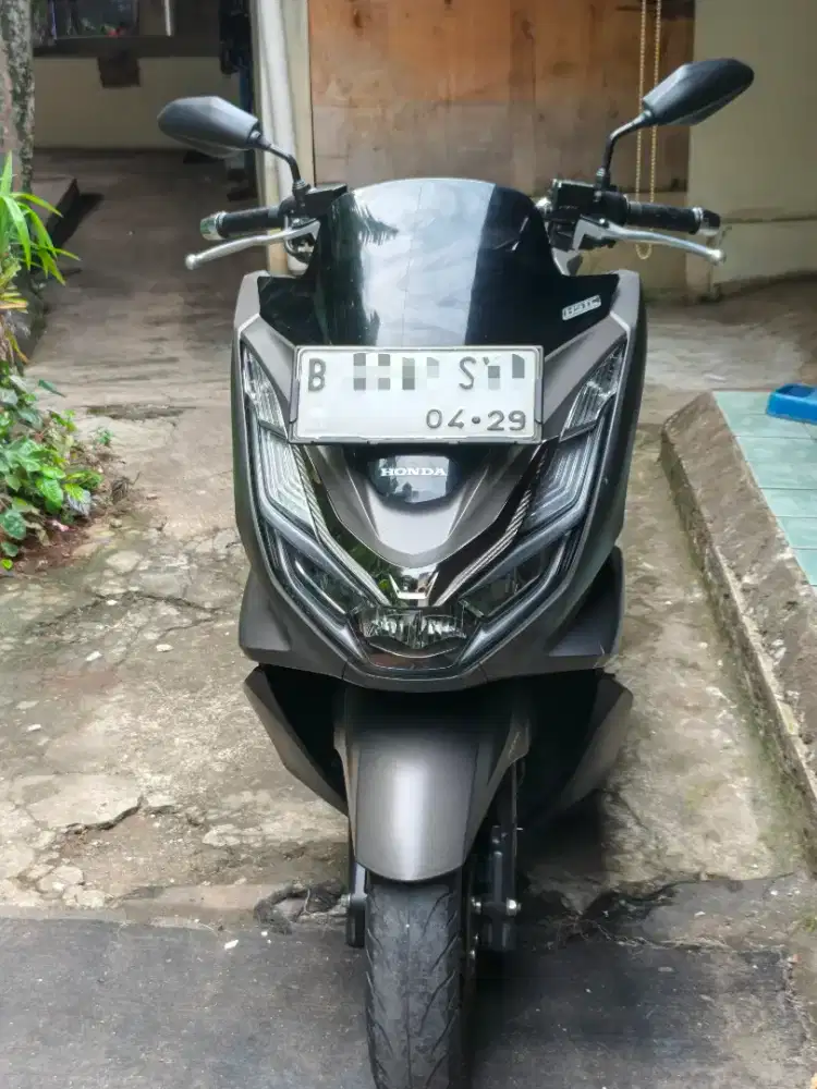 PCX 160 abs 2024 coklat