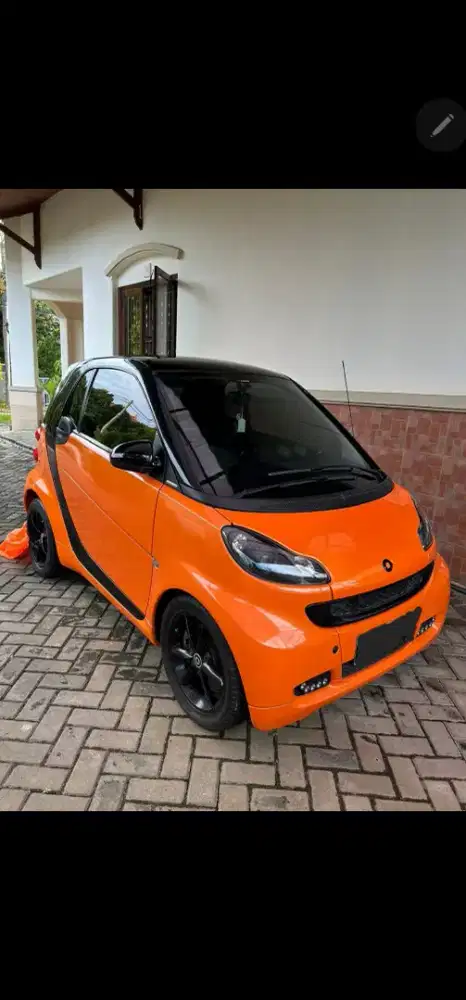 Smart fortwo Midnight Orange 9 Unit ONLY