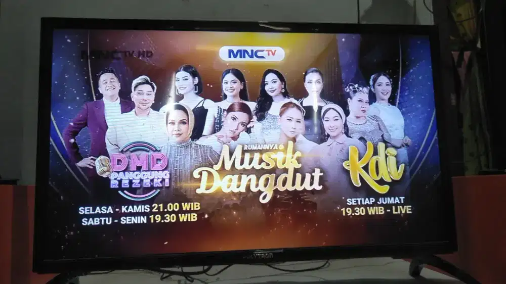 Led TV polytron 32 ichi Digital