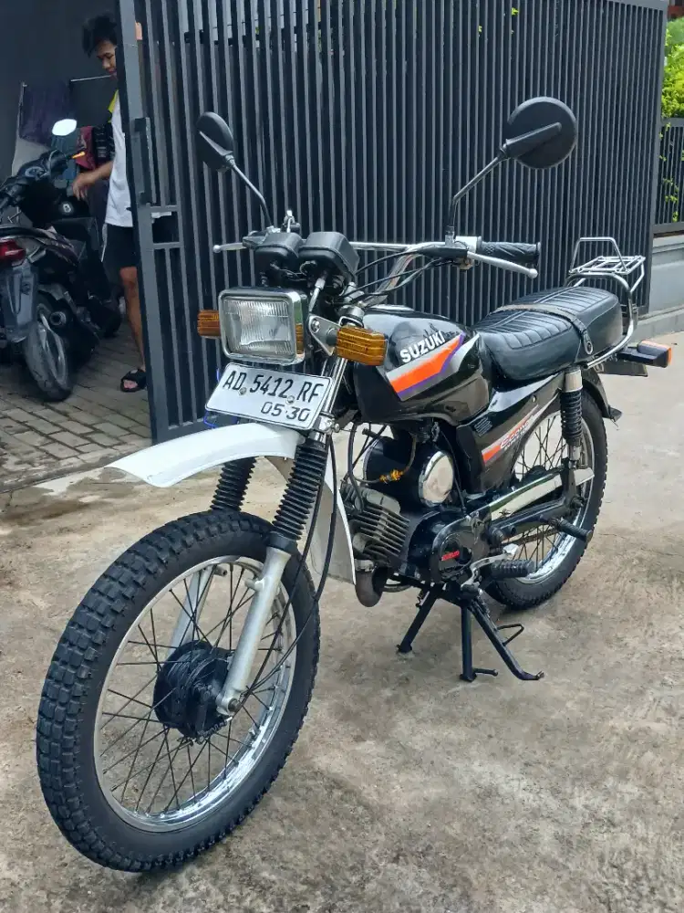 SUZUKI A100 1987