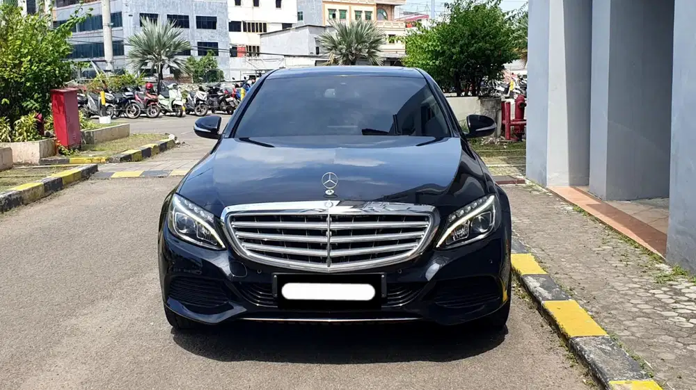 Km 59rb mercedes benz mercy c250 exclusive line 2015 hitam
