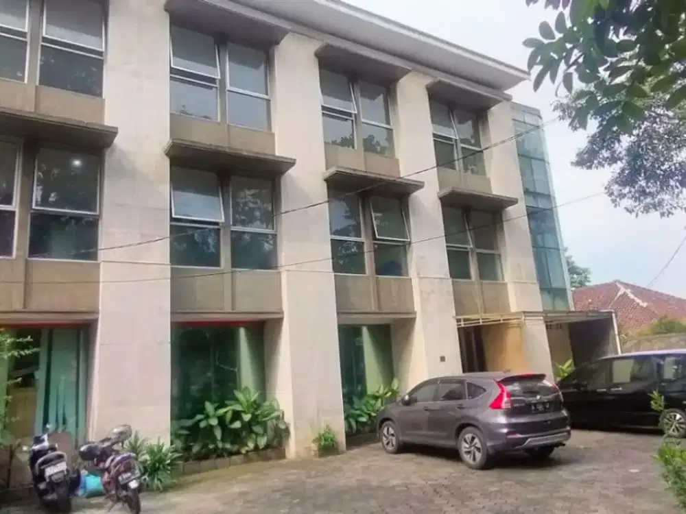 Jual Gedung Bagus Strategis di Mainroad Supratman Bandung Kota