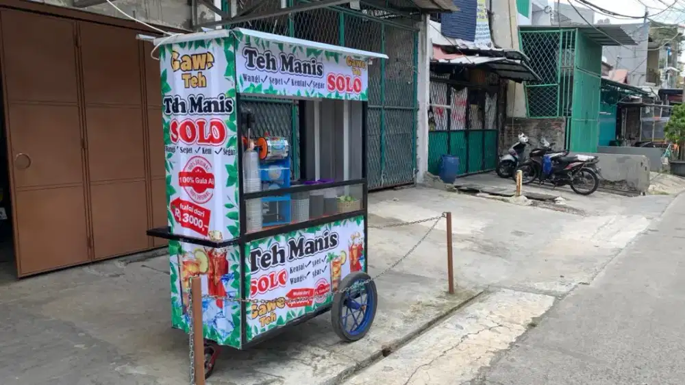 DI CARI PENJAGA TEH SOLO JUJUR DAN DI SIPLIN