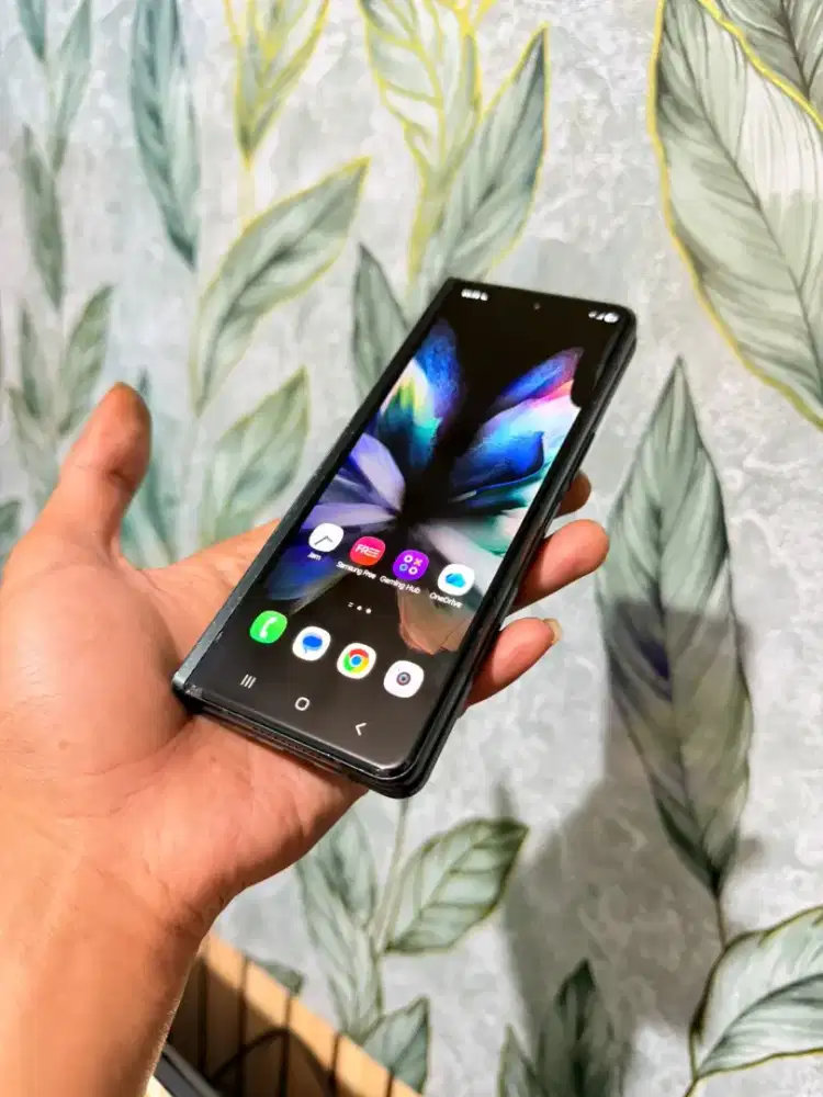 SAMSUNG Z-FOLD 3 5G 12/256GB masih LANCAR cek deskripsi PAMULANG UNPAM