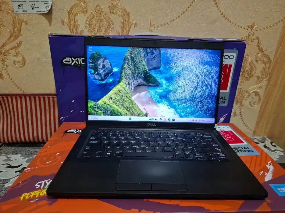 Laptop Dell Latitude 7390