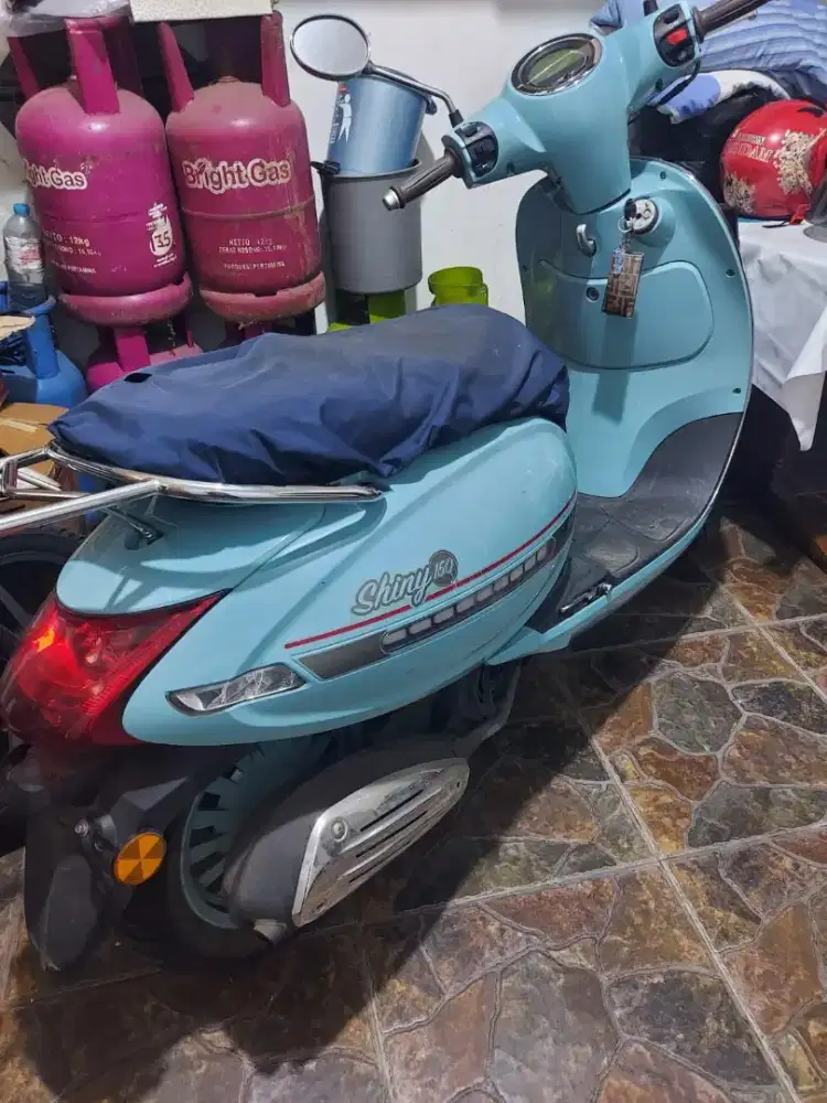 Keeway Shiny 150 Retro Classic Elegan