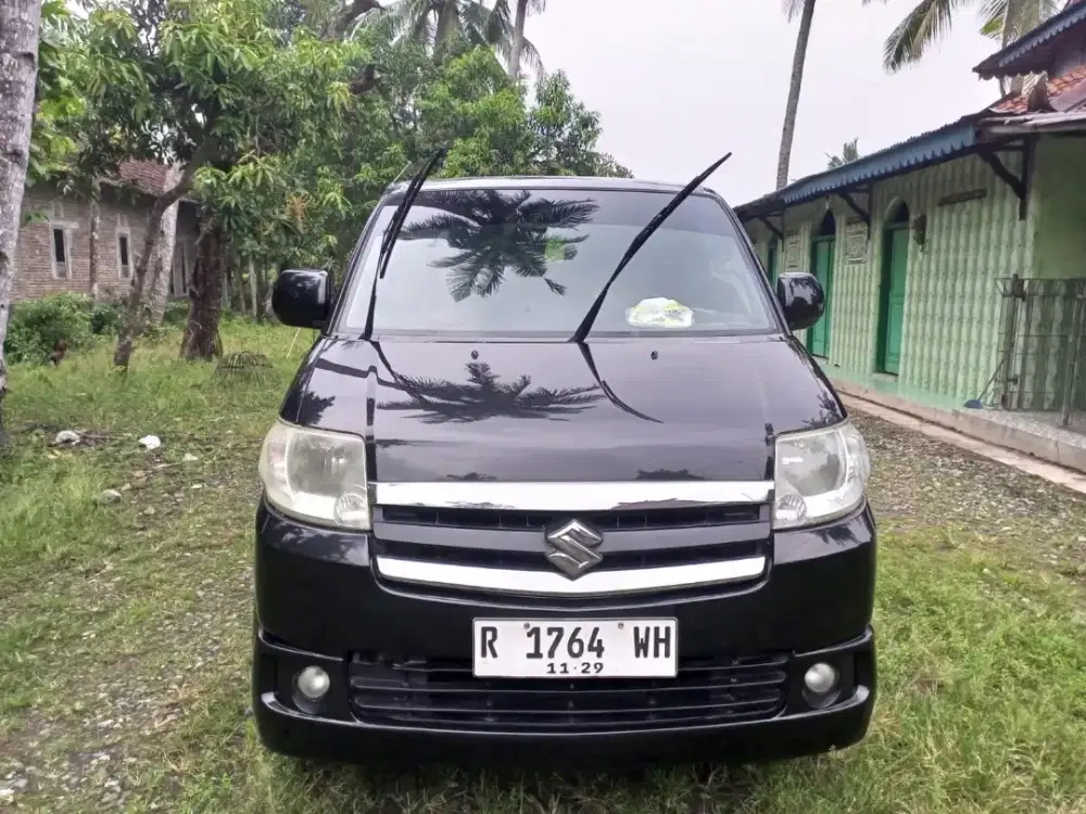 2009 suzuki APV arena
