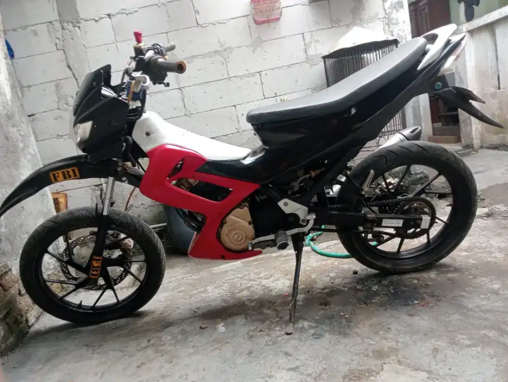 suzuki satria fu