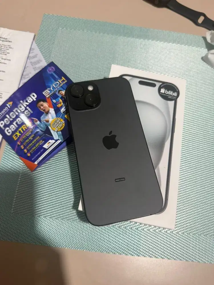 iPhone 15 128 GB iBox
