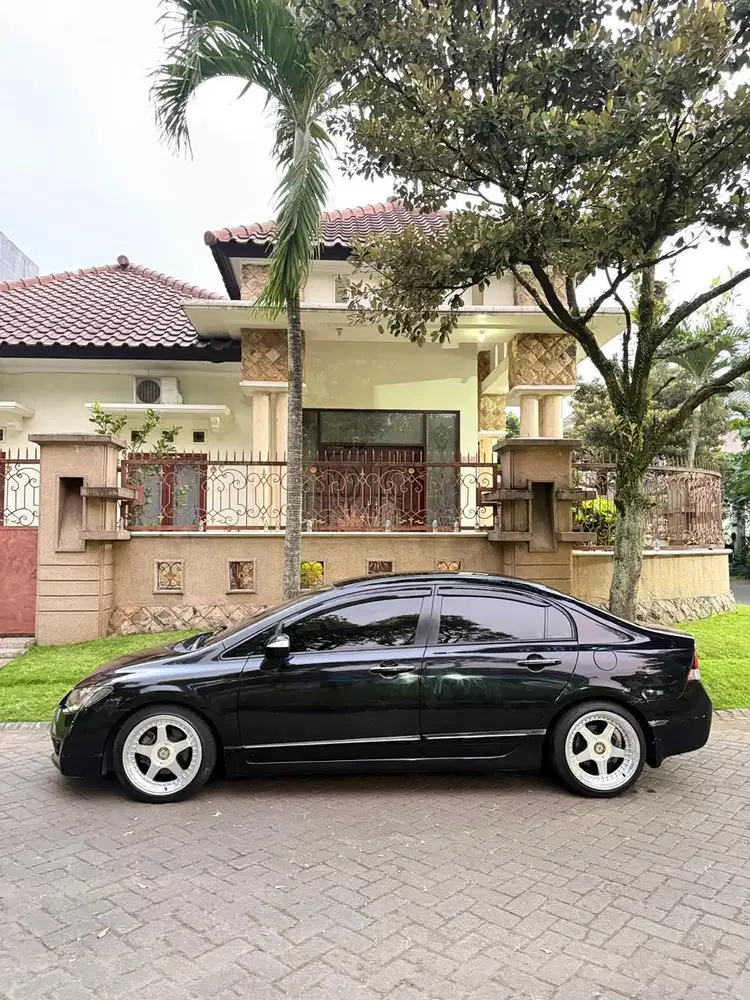 Civic fd matic 2010