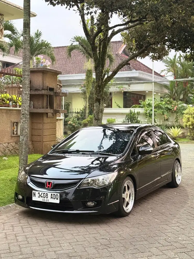 Civic fd matic 2010