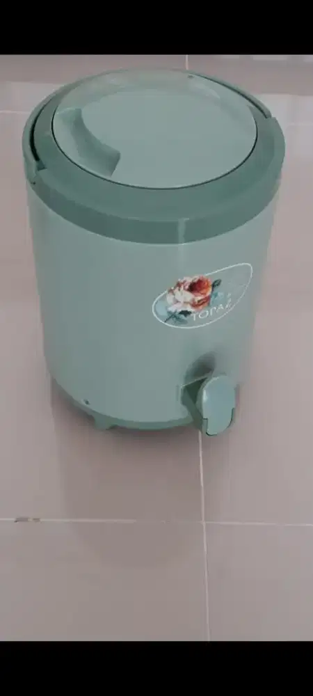 termos air minum 5 liter merek Lion Star