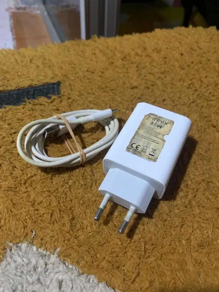 Carger bawaan infinix Note 40