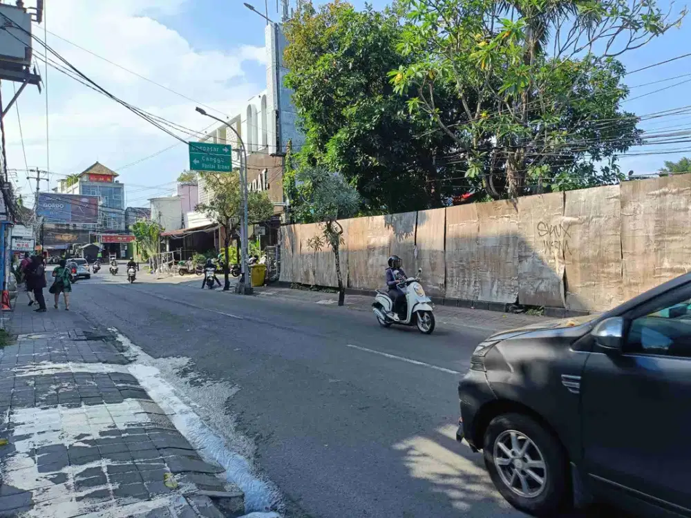 dijual lahan premium pinggir jalan utama petitenget Seminyak