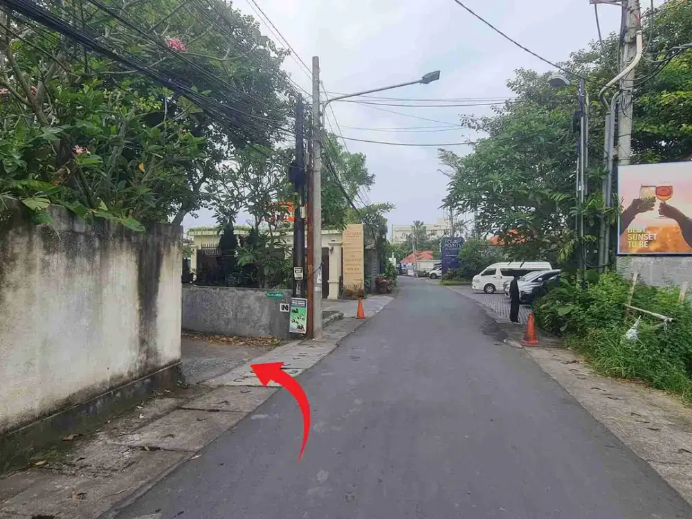 dijual lahan premium 2 are hanya 50meter dari jalan utama petitenget Seminyak