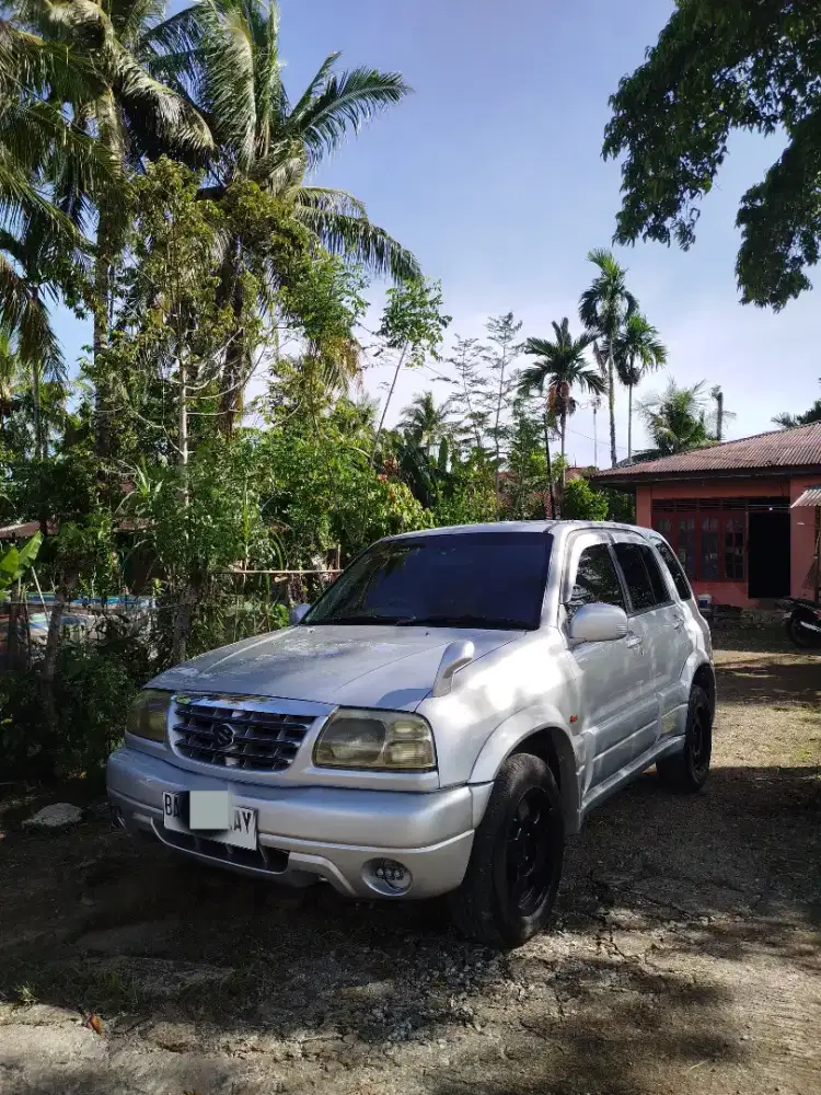 Suzuki escudo 2.0