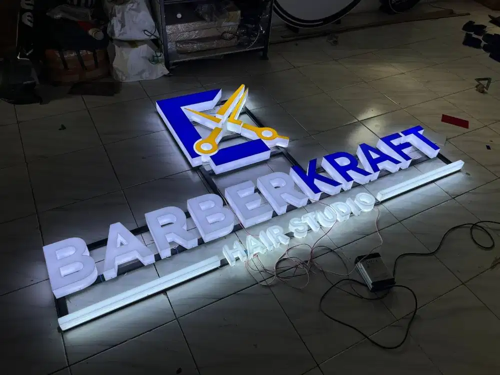 Penyedia Reklame Huruf Timbul dan Neon Box Akrilik