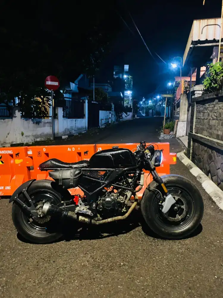 Motor custom basic cbr 2020