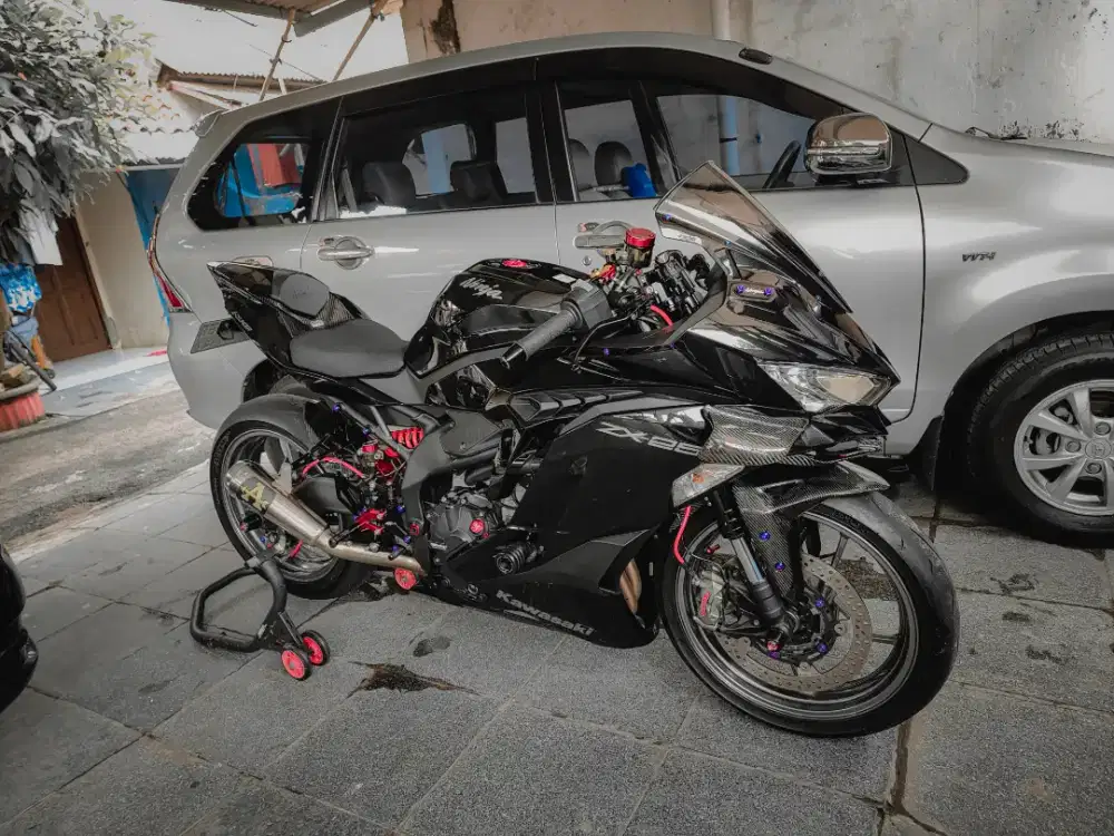 KAWASAKI ZX25R TAHUN 2022