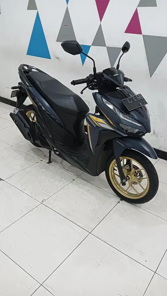 Honda New Vario 125 CBS ISS SE 2022 km.18.000