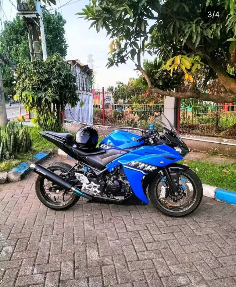 Yamaha R25 2016