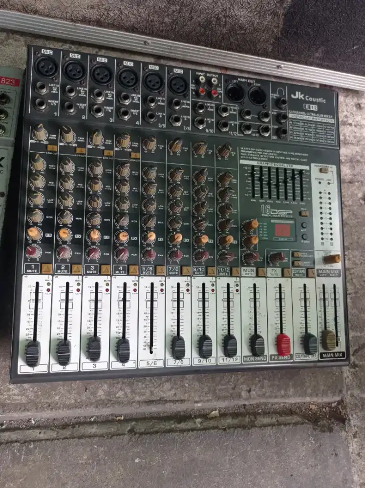 MIXER JK COUSTIK E12 BEKAS SECOND