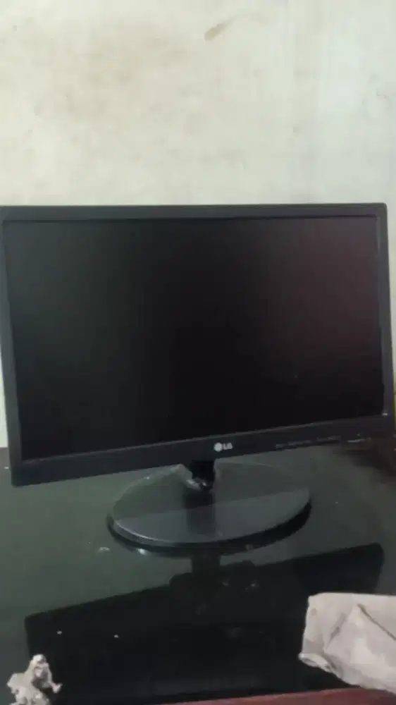 LCD monitor LG 19 inch normal