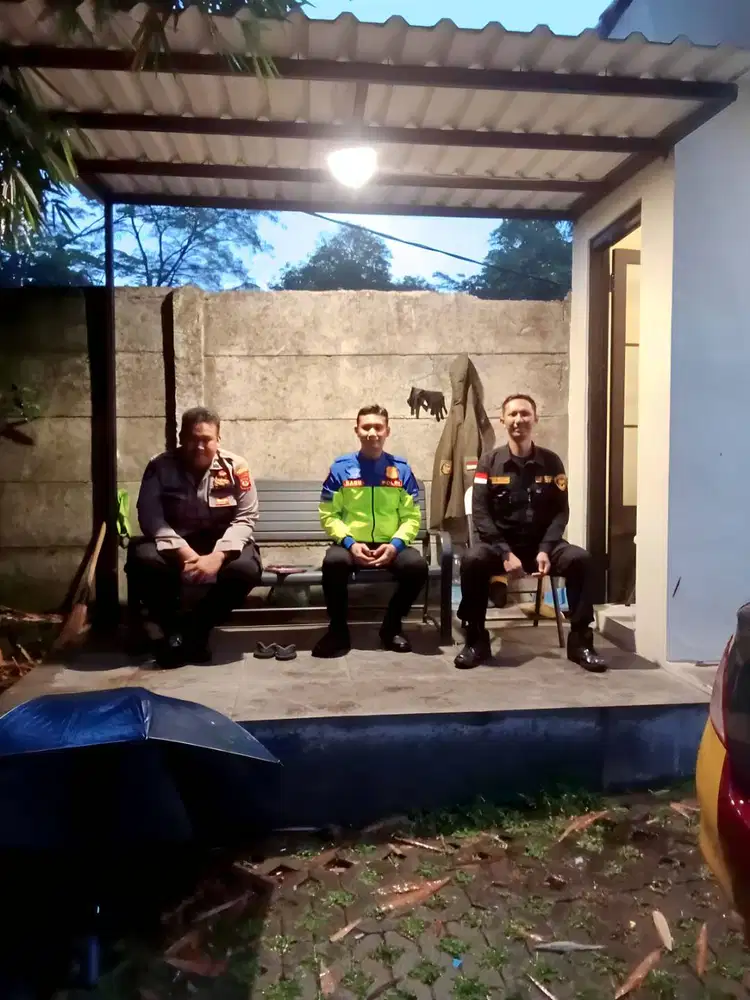 SEDANG MENCARI PEKERJAAN