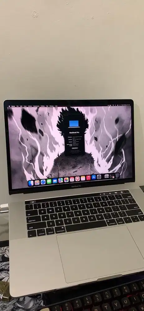 Macbook pro 15 touchbar 2017 i7