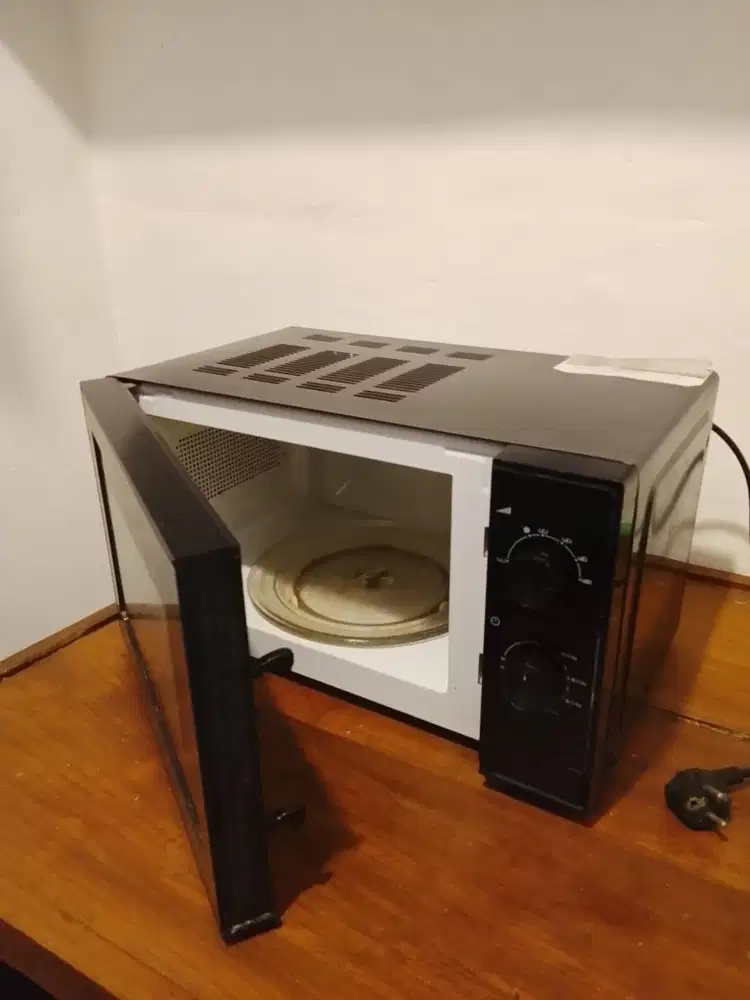 Merek BEKO Microwave,Semua Mulus Jarang pake..