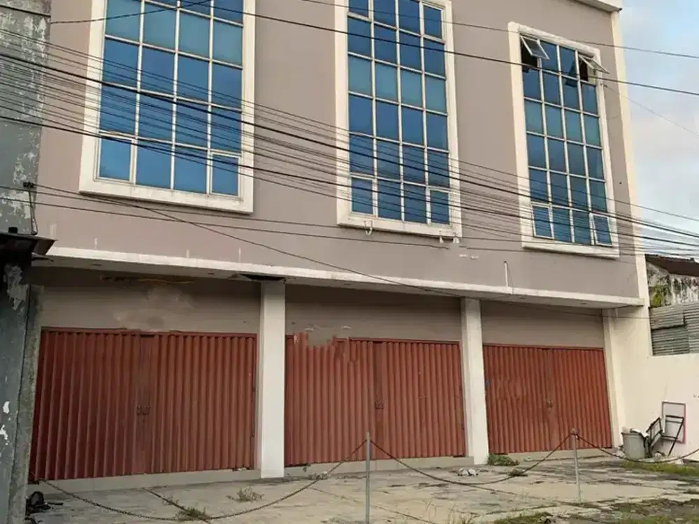 Disewakan ruko 3lantai strategis Depok Sleman dekat Amplaz