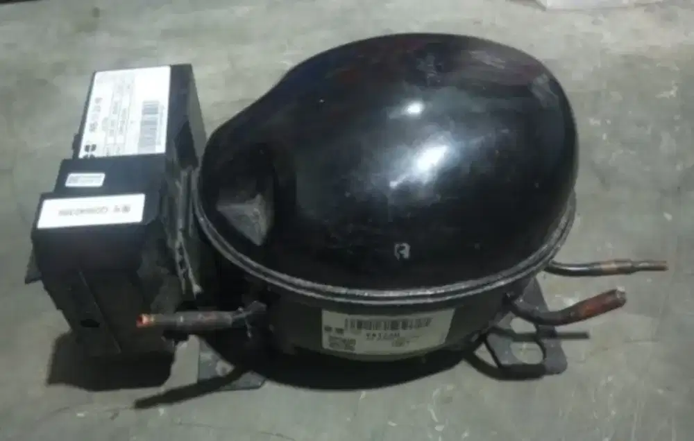 Kompresor aqua inverter 2 pintu vatz60