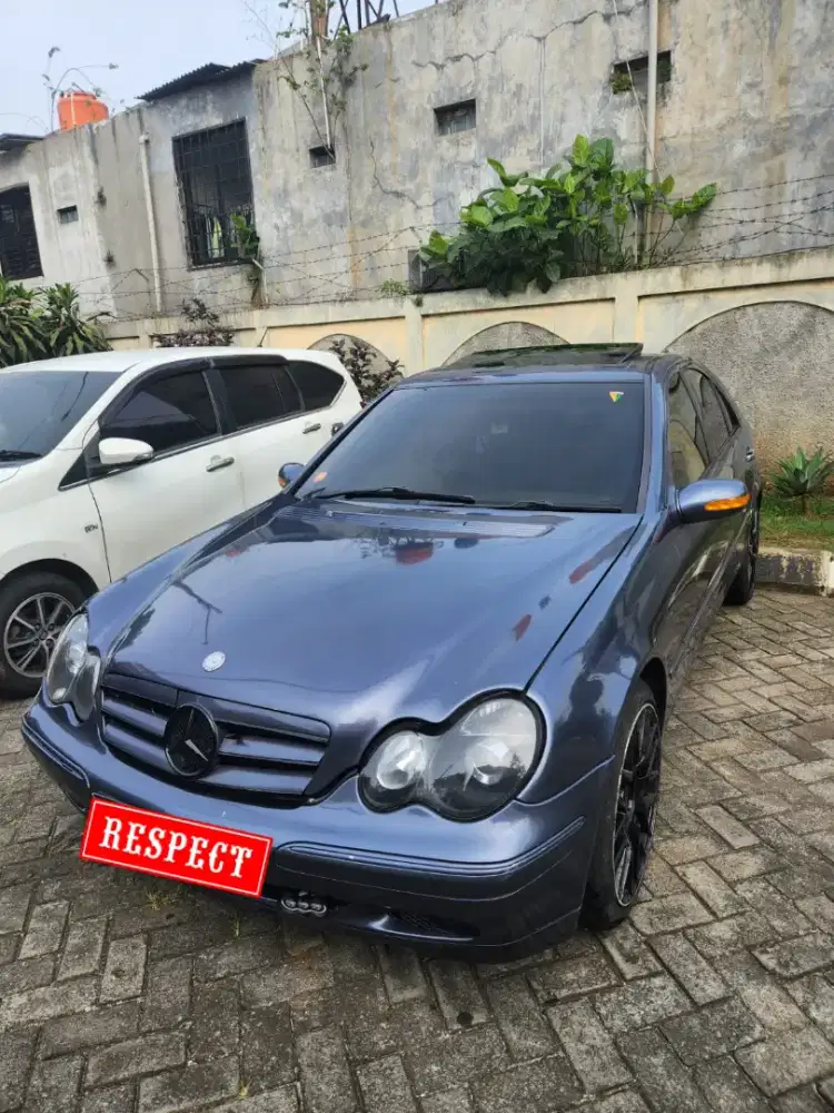 Mercedes Benz C240 w203 Murah