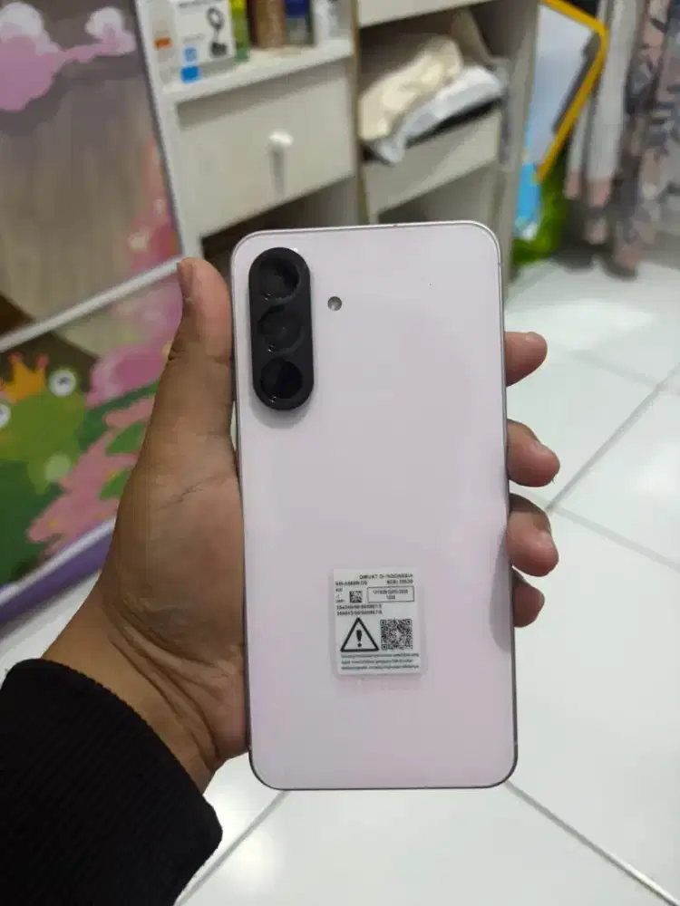 Di jual 2 hp Samsung A36 dan A56